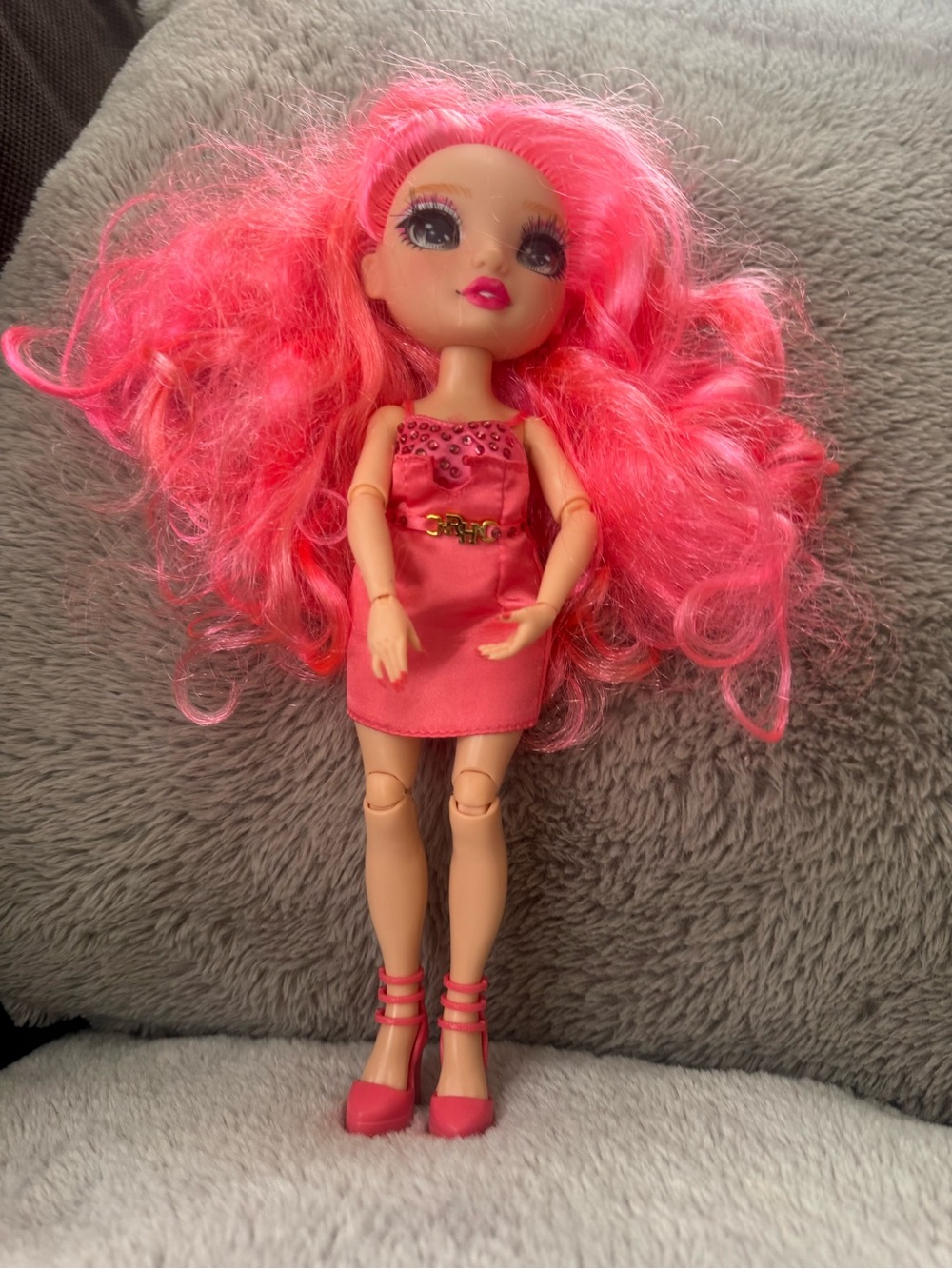 Rainbow High Pricilla Perez Doll with Vibrant Pink Hair - Kids Toys